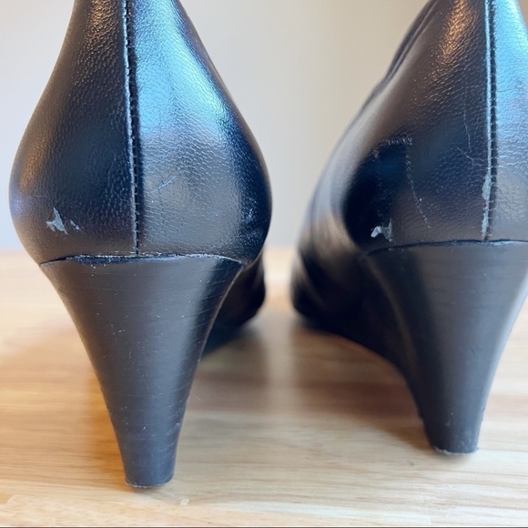 Calvin Klein Yana Black Leather Wedges - size 9.5 - Picture 5 of 12